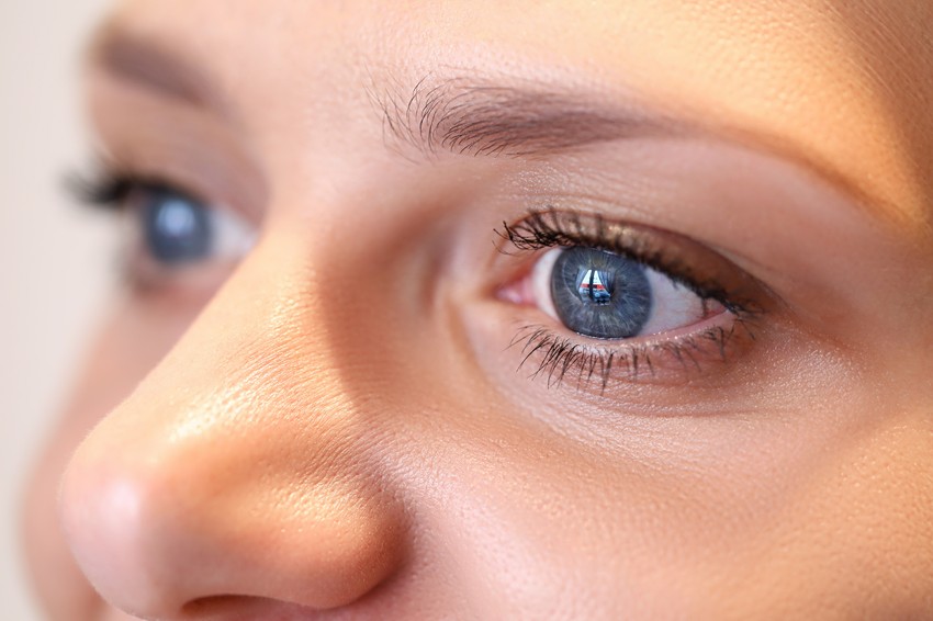 Ez az elváltozás nemcsak esztétikai probléma, hanem magas koleszterinre is utal. Ezek a szakorvos tanácsai.Dr. Vaskó Péter, a Budai Kardioközpont szakorvosa a kezelés kiemelt jelentőségéről beszélt.