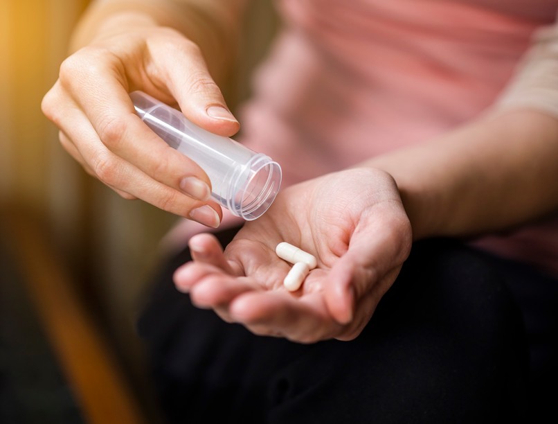 koronavírus, gyógyszer, covid