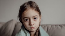 Nem akar puszit adni? Nem árulkodik, hanem segítséget kér? 6 történet, amit minden felnőttnek látnia kellene című cikk nyitóképe