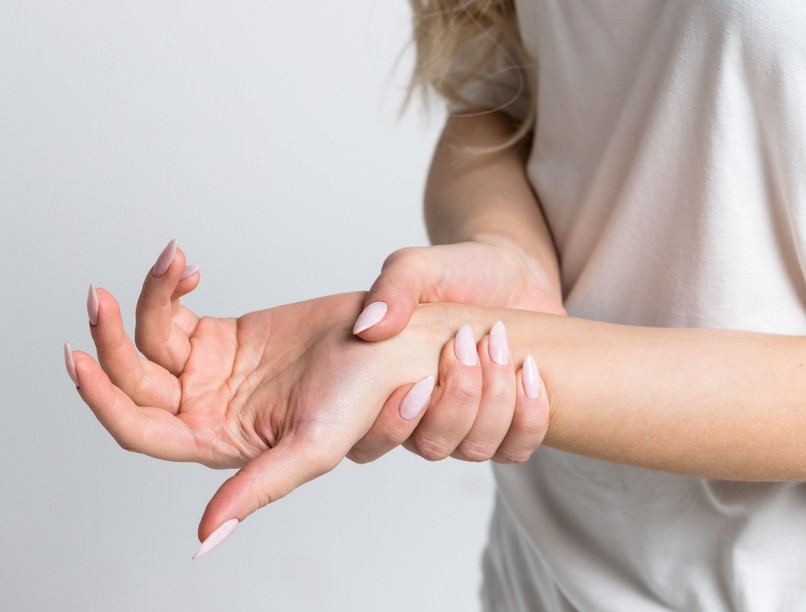 porckorongsérv tünete kéz láb zsibbad