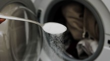 Egy kanál só a mosógépbe? Meglepő, mire használják egyre többen ezt az egyszerű konyhai alapanyagot című cikk nyitóképe