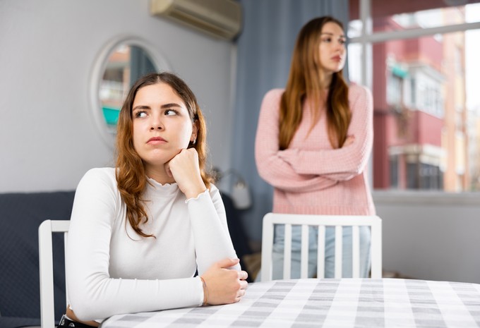 5 jel, ami arra utalhat, hogy valaki valójában nem kedvel minket című cikk nyitóképe