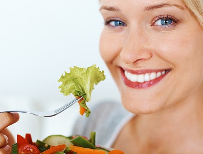 eating-healthy-woman_3