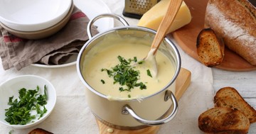Egészséges újhagymakrémleves: könnyed, mégis laktató