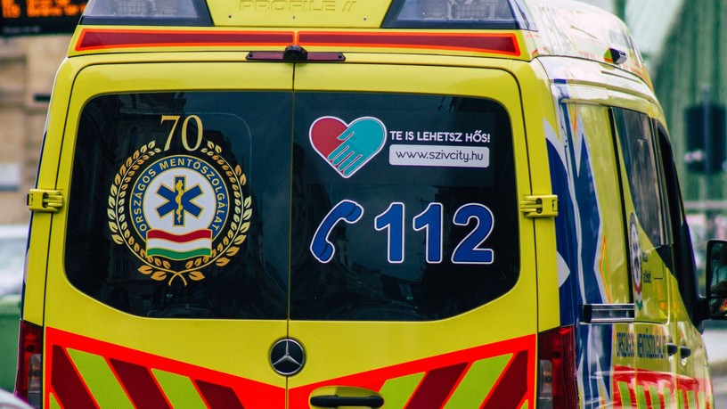gyerek hív mentő Komárom-Esztergom vármegye országos mentőszolgálat