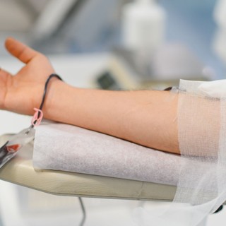 Újraindították egy nő immunrendszerét, aki egyszerre három súlyos betegséggel küzdött - már teljesen tünetmentesen élhet című cikk nyitóképe