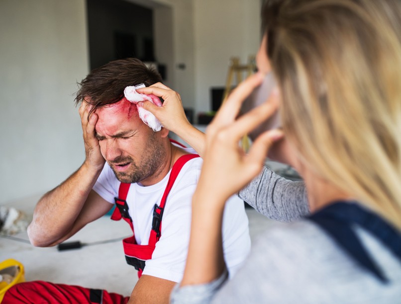 medvetámadás medveharapás fejen harapta egy medve