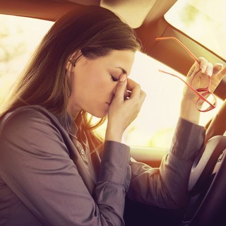 Migrén és vezetés: ezt tegye, ha vezetés közben érkezik a fejfájás! című cikk nyitóképe