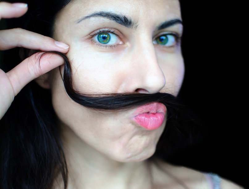 túlzott szőrösödés oka hormontermelő daganat jele