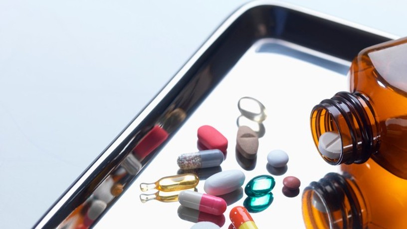 antibiotikum, gyógyszer, allergia, koronavírus, oltás, hatékonyság