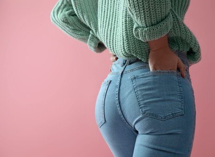 Mi okozhatja a fenéken lévő pattanásokat és mit tehet ellene? című cikk nyitóképe