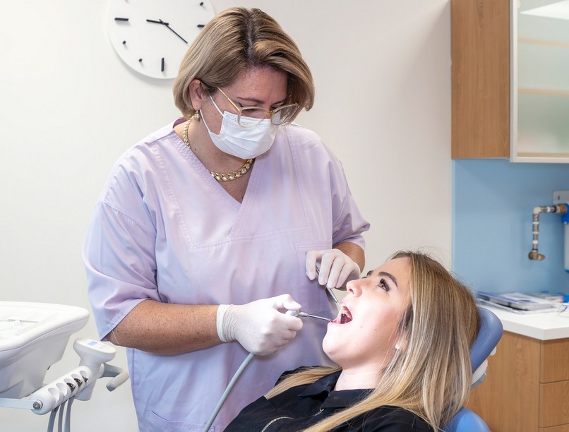 fogimplantátum fogpótlás beültetés