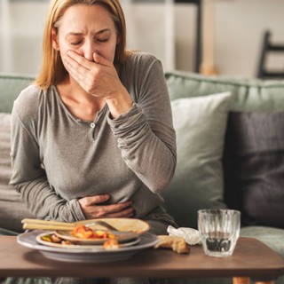 Ebből az étkezés utáni jelből sejtheti, hogy a hasnyálmirigye szenved című cikk nyitóképe
