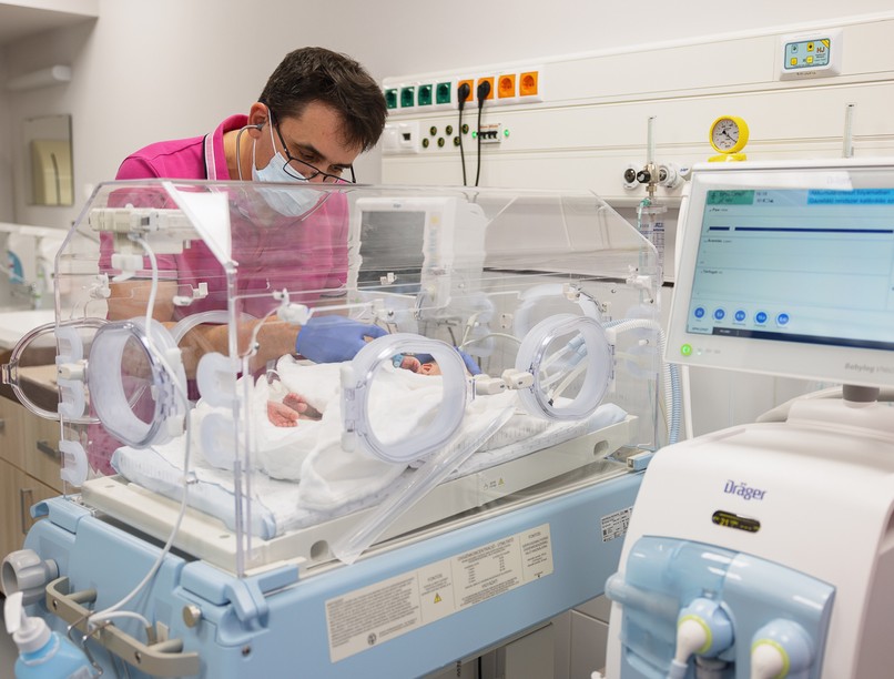 A koraszülött intenzív osztály a legújabb tudományos eredmények, technikai újdonságok és a kiemelkedő betegbiztonság követelményeinek is megfelel / Fotó: TritonLife