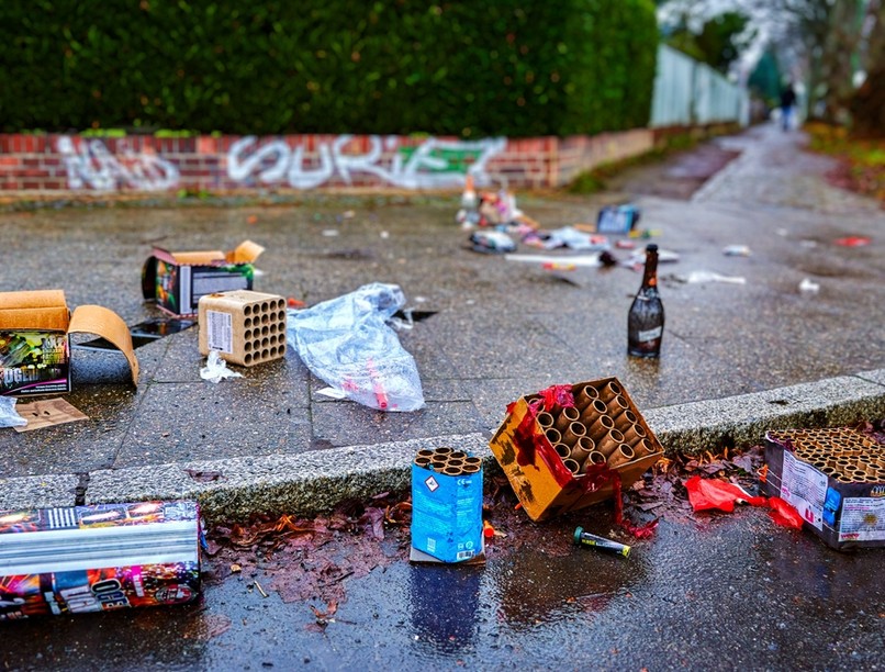 mentő, tűzoltó, baleset, szilveszter, haláleset