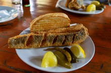 Meglepő, de a hekk és a lángos is szóba kerülhet a nyári fáradtság ellen című cikk nyitóképe