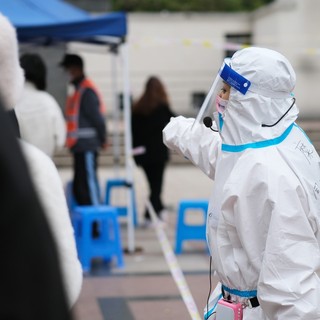 Tombol a BA.2 Kínában, Sanghajt két szakaszban zárják le című cikk nyitóképe