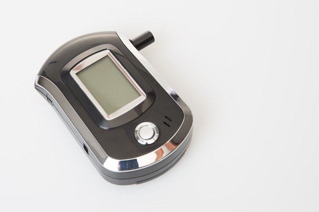 Azonnal kimutatja a koronavírust az alkoholszondára hasonlító gyorsteszt