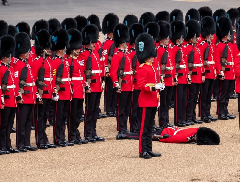fejfájás, szédülés, stroke, ájulás, eszméletvesztés, epilepsziás roham, orvos válaszol