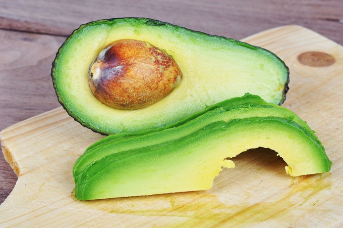 Sok jót hallott már az avokádóról? Ezt várhatja tőle, ha magas koleszterin ellen eszi című cikk nyitóképe