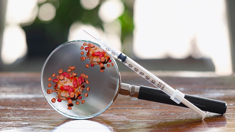 Pfizer, Moderna, AstraZeneca: itt vannak az adatok, mennyire védenek az omikron ellen