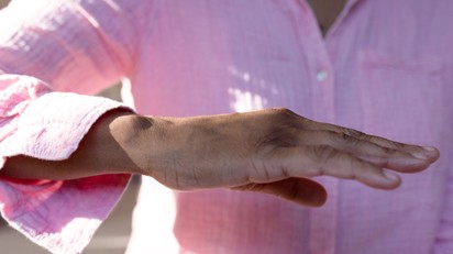 Nem a kézremegés az első jel: 4 Parkinson-tünet, ami évekkel a diagnózis előtt jelentkezhet című cikk nyitóképe