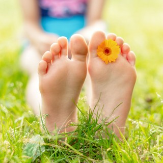 Hogyan kezeljen a kislányom talpán a szemölcsöt? Az orvos válaszol című cikk nyitóképe