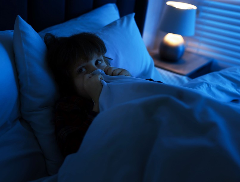 gyerek lát szellem mit mondjak