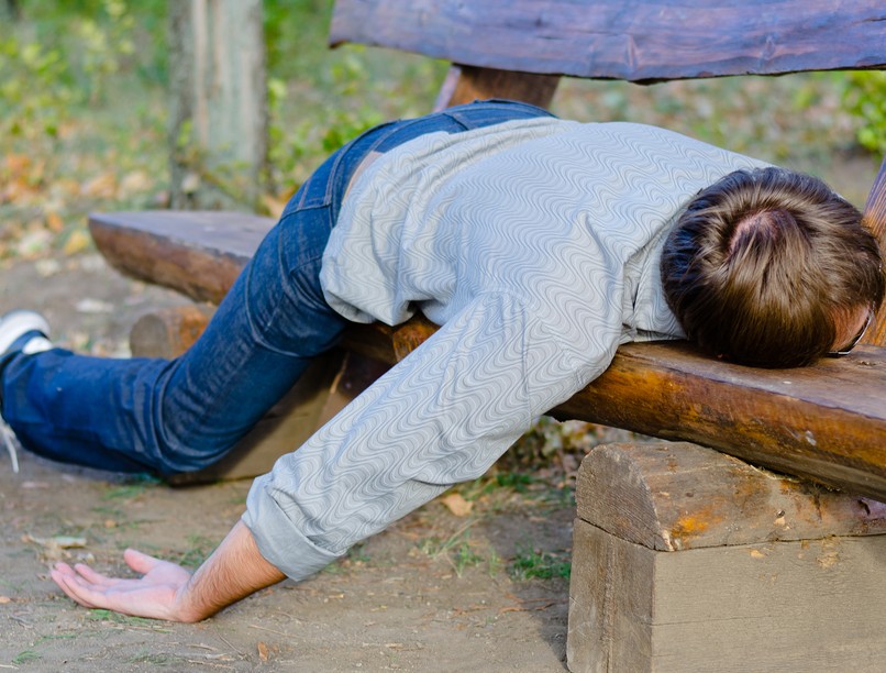 rosszullét segítség életmentés mentők