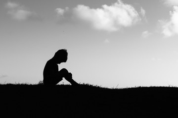 Napi szintű probléma lett az önsértés a gyerekeknél – figyelmeztet a Semmelweis Egyetem pszichiátere