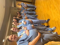 Az egyébként is csupa szív és törődő légkörű Women and Infants Center most szó szerint kettős műszakban dolgozik.