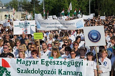 Közös Kiáltással az Egészségügyért - a május 12-ei demonstráció margójára