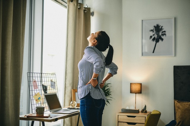 Hátfájás ellen: akupunktúra, gyógyszer vagy gyógytorna - mikor, melyik jó?