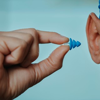 Fáj a füle, mert víz ment bele? Ezt tudja tenni otthon című cikk nyitóképe