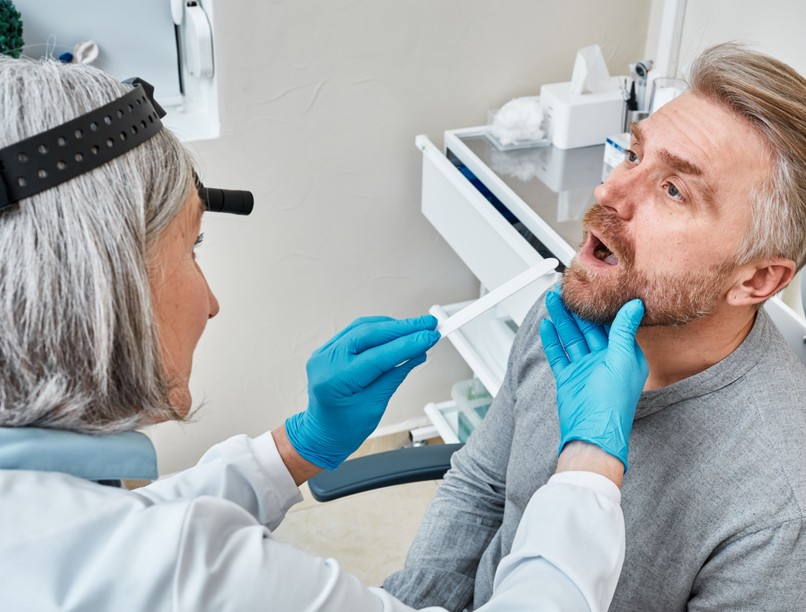 gégetükrözés, orvos, vizsgálat