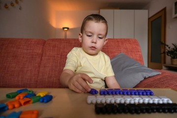 10 árulkodó jel, amely segíthet felismerni az autizmust