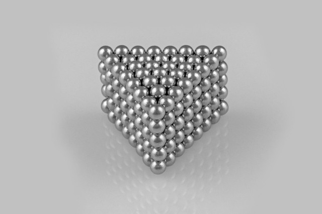 Életveszélyes játékra figyelmeztettek: 8 éves kisfiú halt bele, mert lenyelte