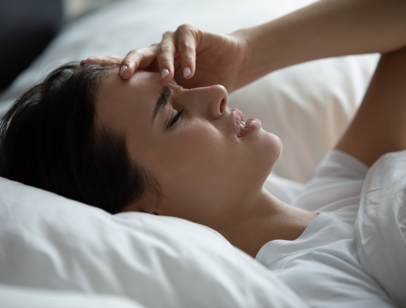 láz éjszakai izzadás oka vírus orvos válaszol