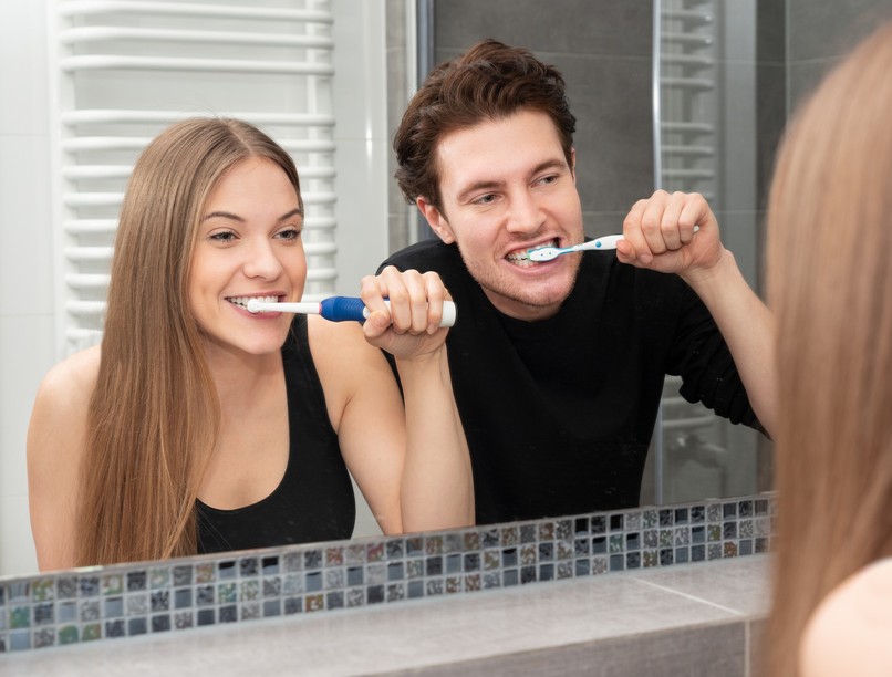 fogmosás idő rossz fogak