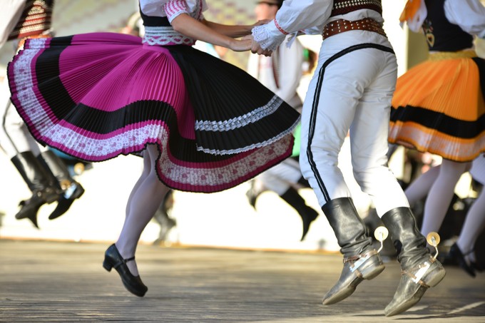 Néptánccal lehetne lassítani az elme öregedését? Új magyar kutatás című cikk nyitóképe