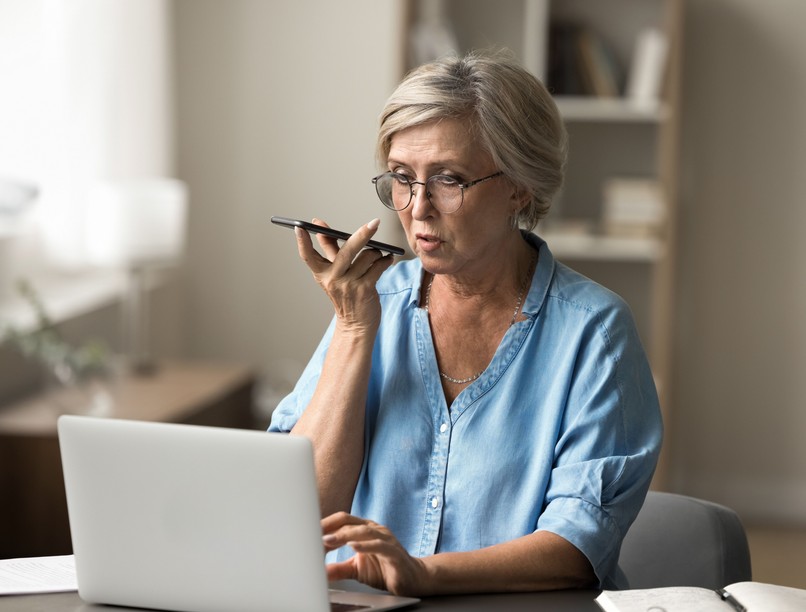 telefonos csalás NNGYK egészségjavító támogatás