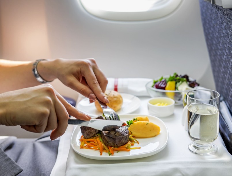 repülő mit ne együnk igyunk