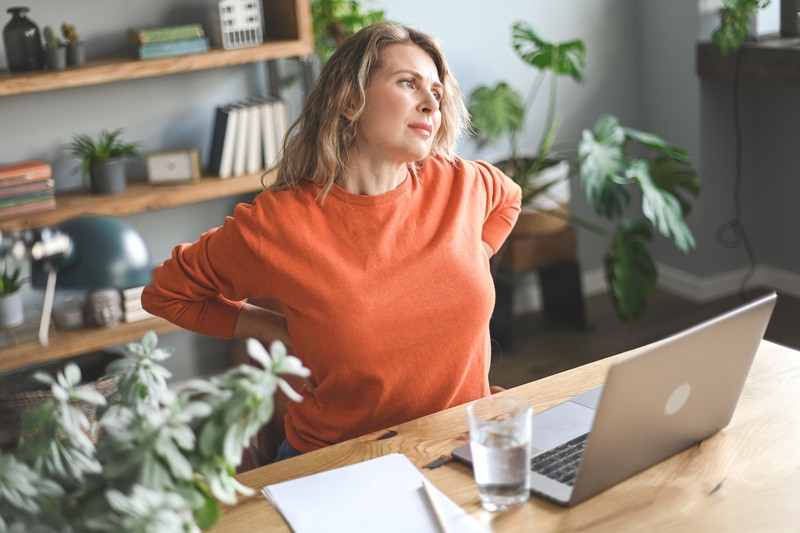 Mellrák és az ülőmunka: ez a tényező is növelheti tumorkockázatot