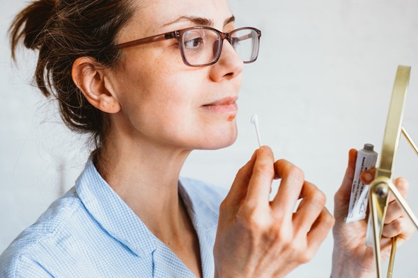 4 tipp, hogy az évvégi stressz ne döntsön le a lábunkról című cikk nyitóképe