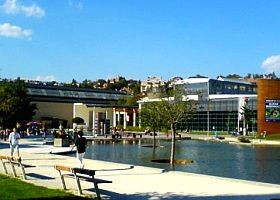 Anyukák figyelem! Irány a Millenáris Park!