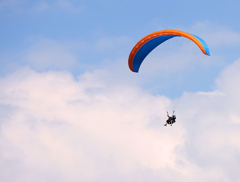 siklóernyős baleset, pilótahiba, magyar, monaco