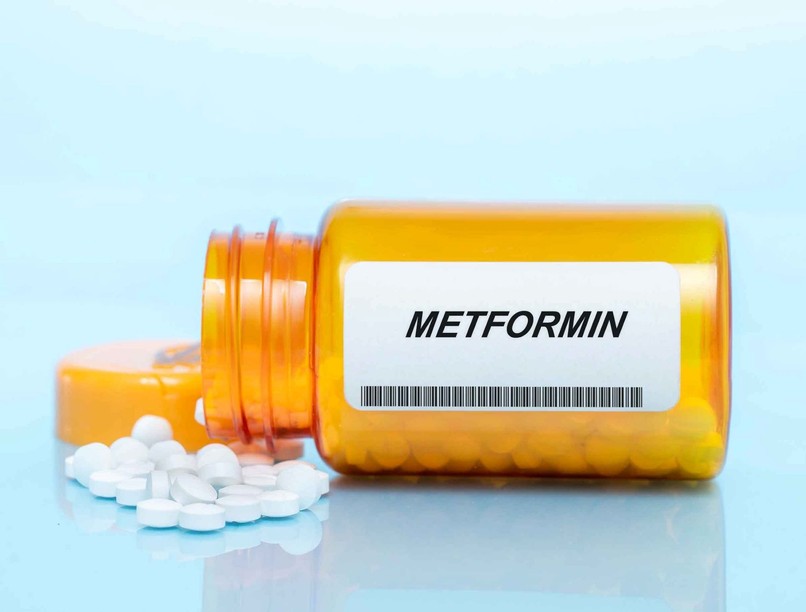gyógyszeres kezelés metformin bőr tünet orvos