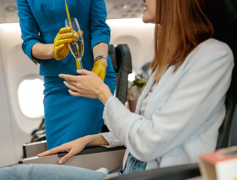 alkohol repülőgép repülés szorongás részeg