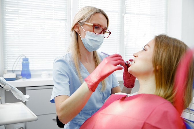 Új év, új mosoly – indul a roham a fogászati rendeléseken is című cikk nyitóképe