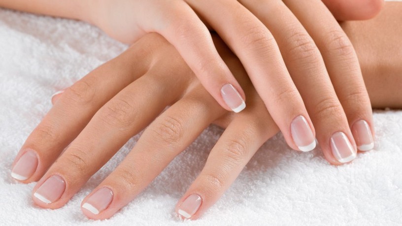 nails